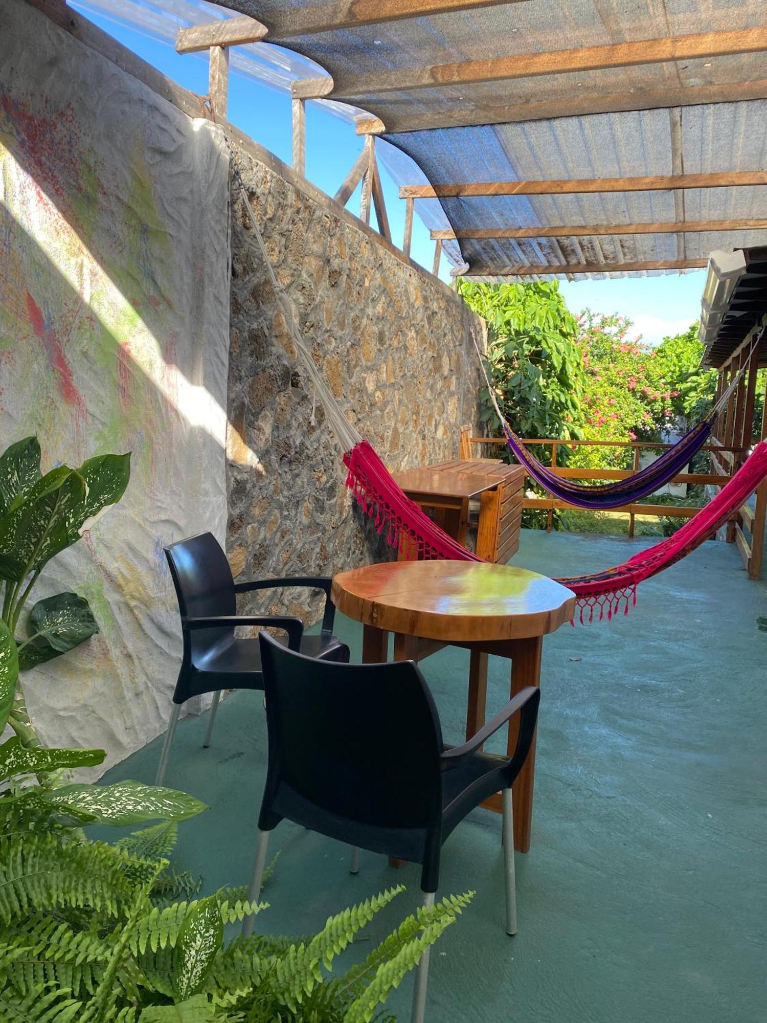 La Peregrina Galapagos B&B Пуэрто-Айора Экстерьер фото