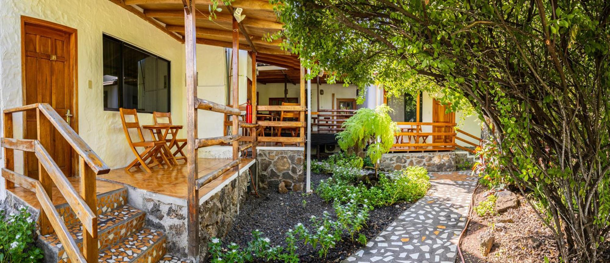 La Peregrina Galapagos B&B Пуэрто-Айора Экстерьер фото