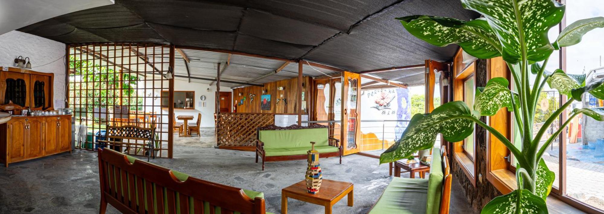 La Peregrina Galapagos B&B Пуэрто-Айора Экстерьер фото